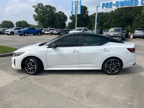 Used 2024 Nissan Sentra SR FWD image 3