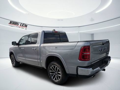 Used 2025 RAM 1500 Limited AWD/4WD image 5