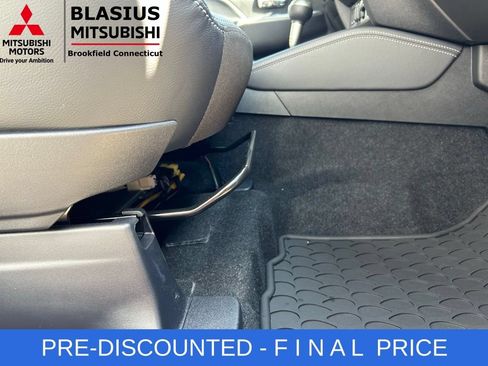 Used 2025 Mitsubishi Outlander Sport SEL AWD/4WD image 45