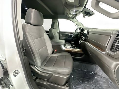 Used 2023 GMC Sierra 1500 Elevation image 27