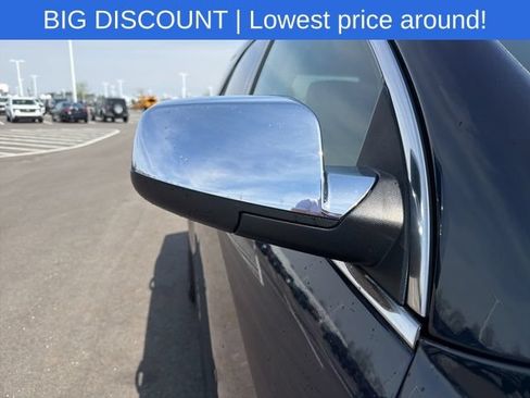 Used 2017 Chevrolet Equinox Premier w/ Enhanced Convenience Package FWD image 6