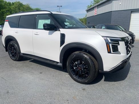 New 2026 Nissan Armada PRO-4X AWD/4WD image 7
