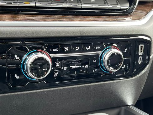 New 2026 GMC Sierra 1500 Elevation w/ Preferred Package image 32