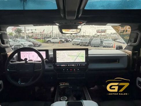 Used 2024 GMC Hummer EV 2X w/ LPO, Illumination Package AWD/4WD image 32