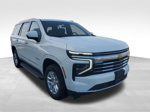 Used 2025 Chevrolet Tahoe LT image 9