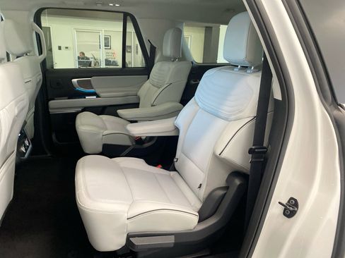 New 2025 Ford Expedition Max Platinum w/ Platinum Ultimate Package image 14