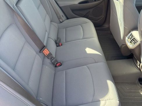 Used 2023 Chevrolet Malibu LT image 10