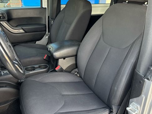 Used 2016 Jeep Wrangler Sport w/ Quick Order Package 24S image 13