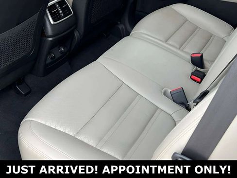 Used 2017 Kia Sorento EX image 13