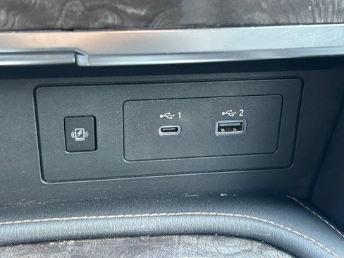 Used 2024 Nissan Armada Platinum w/ Cargo Package AWD/4WD image 34