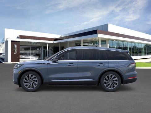 New 2026 Lincoln Aviator AWD image 25