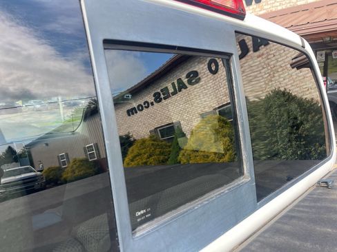 Used 2015 Nissan Frontier SV AWD/4WD image 15