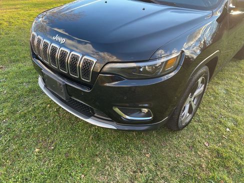 Used 2019 Jeep Cherokee Limited w/ Luxury Group image 13
