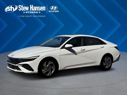 New 2026 Hyundai Elantra Limited FWD image 2