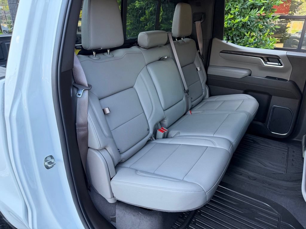 Used 2024 GMC Sierra 1500 SLT w/ SLT Premium Plus Package AWD/4WD image 38