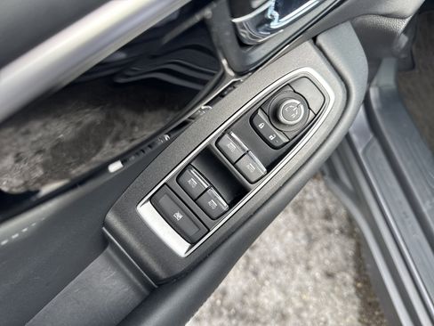 Used 2023 Subaru Outback Limited XT image 17