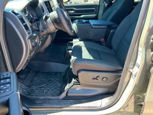New 2026 RAM 1500 Big Horn AWD/4WD image 17