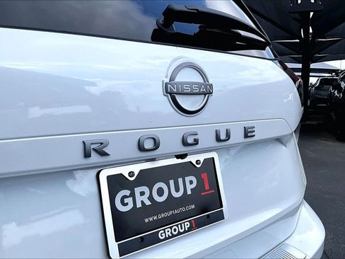 New 2026 Nissan Rogue SV FWD image 15