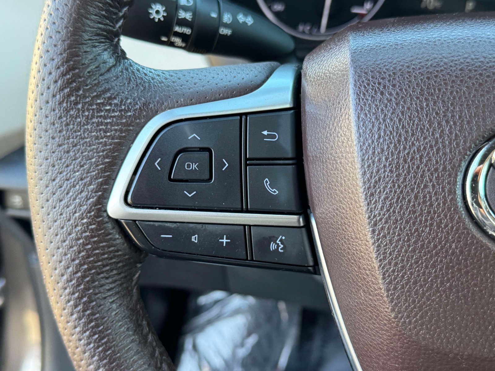 Certified 2023 Toyota Sienna Platinum AWD/4WD image 21