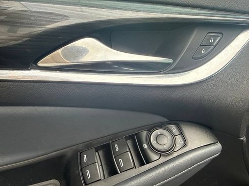 Used 2023 Buick Enclave Essence FWD image 15