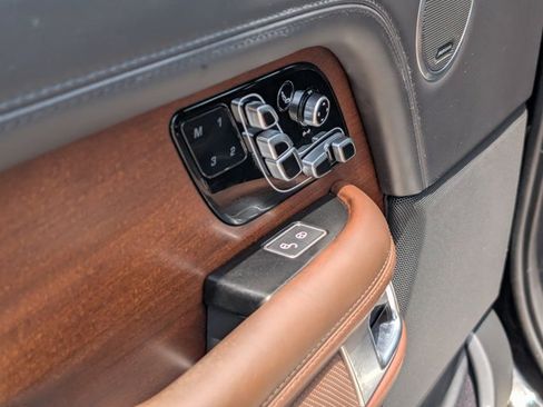 Used 2019 Land Rover Range Rover LWB SV Autobiography AWD/4WD image 17