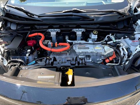 Used 2024 Nissan Ariya FWD image 29