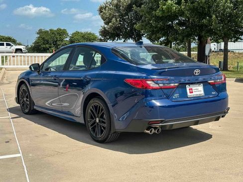 Used 2026 Toyota Camry SE w/ Multimedia Upgrade Package AWD/4WD image 5