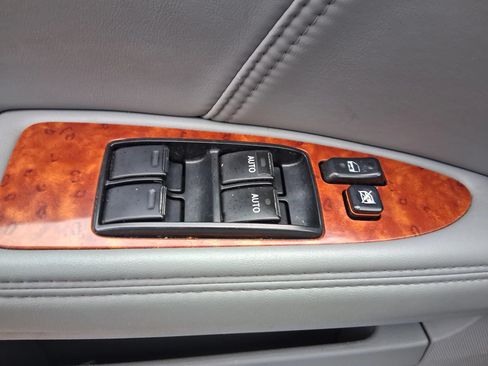 Used 2007 Toyota Avalon Limited FWD image 13