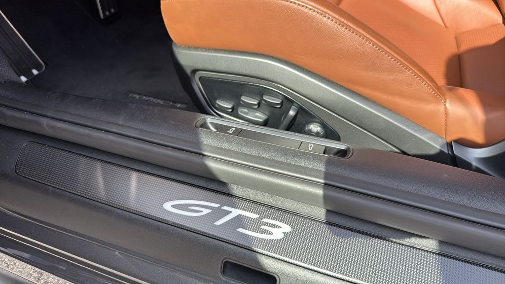 Used 2022 Porsche 911 GT3 RWD image 20