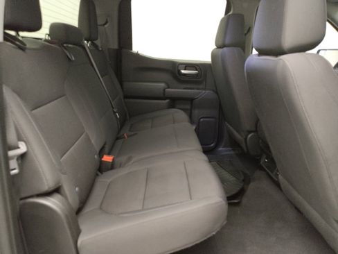 Used 2020 Chevrolet Silverado 1500 Custom w/ Custom Convenience Package RWD image 19