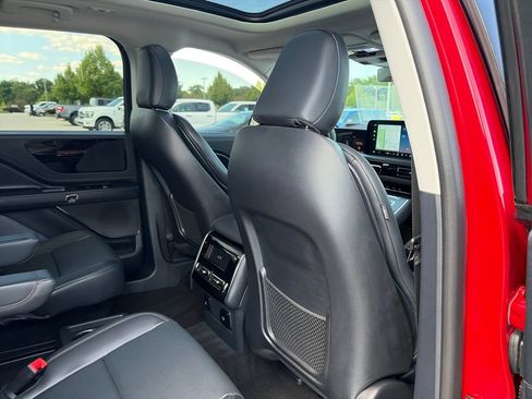 Used 2025 Lincoln Aviator AWD w/ Jet Appearance Package image 33