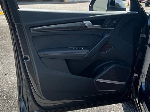 Used 2023 Audi SQ5 Premium Plus w/ Premium Plus Package image 17