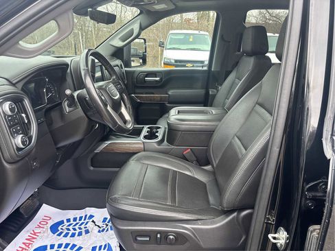 Used 2022 GMC Sierra 3500 Denali w/ Denali Ultimate Package image 10