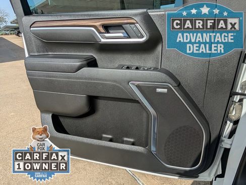 Certified 2025 Chevrolet Silverado 1500 RST RWD image 17