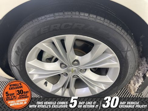 Used 2014 Chevrolet Impala LT Eco w/ Navigation Package image 13