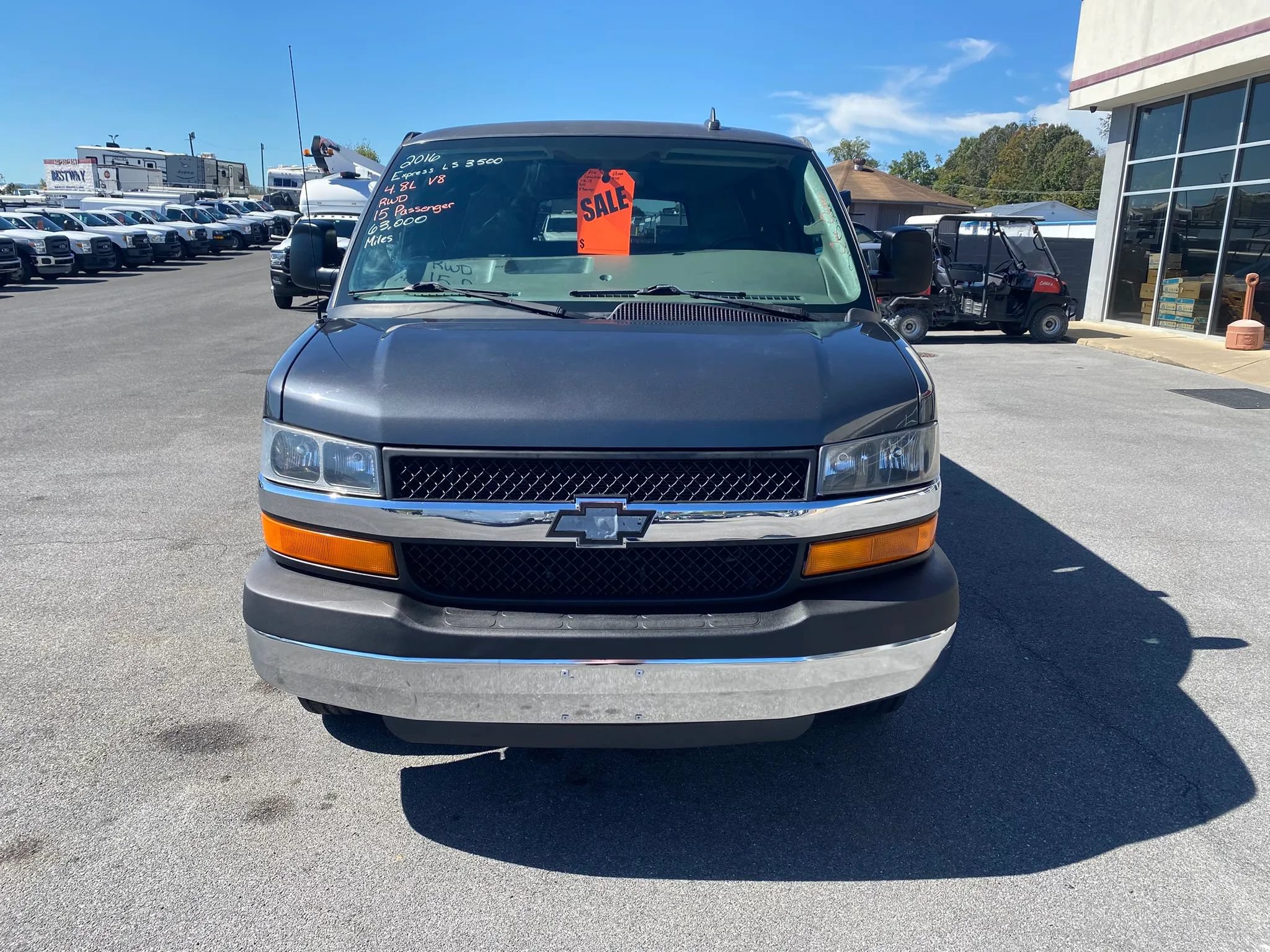 Used 2016 Chevrolet Express 3500 LS w/ Chrome Appearance Package RWD image 2