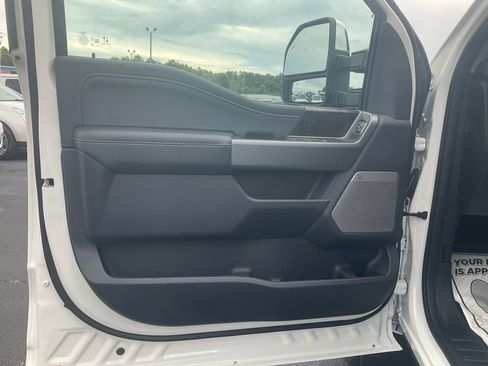 New 2026 Ford F350 Lariat w/ Chrome Package AWD/4WD image 17