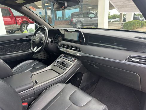 Used 2022 Hyundai Palisade Calligraphy FWD image 5