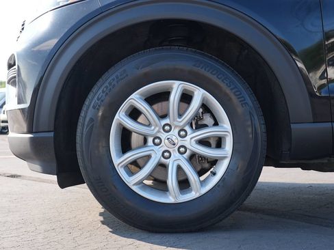 Used 2020 Ford Explorer 4WD w/ Class III Trailer Tow Package image 11