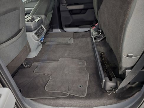 Used 2022 Ford F150 XLT w/ Equipment Group 302A High image 34