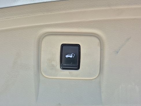 Used 2019 Nissan Murano SL w/ SL Technology Package FWD image 9