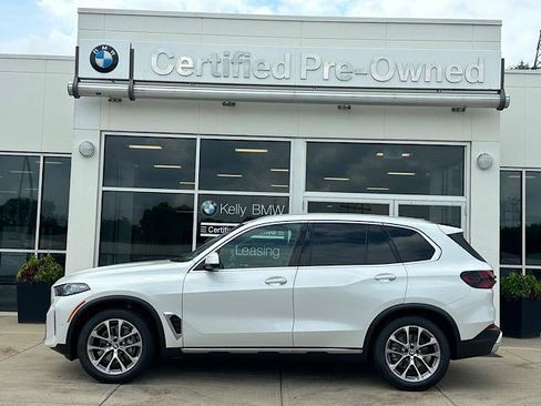 Used 2026 BMW X5 xDrive40i AWD/4WD image 5