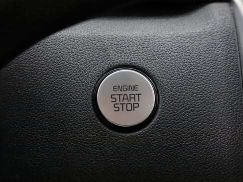 Used 2023 Kia Sorento SX image 39