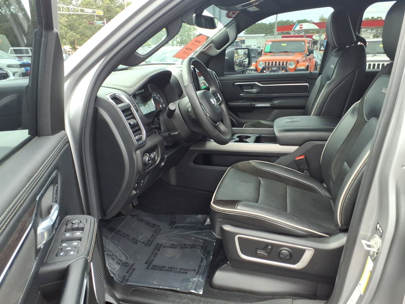 Used 2025 RAM 1500 Laramie w/ Bed Utility Group AWD/4WD image 10