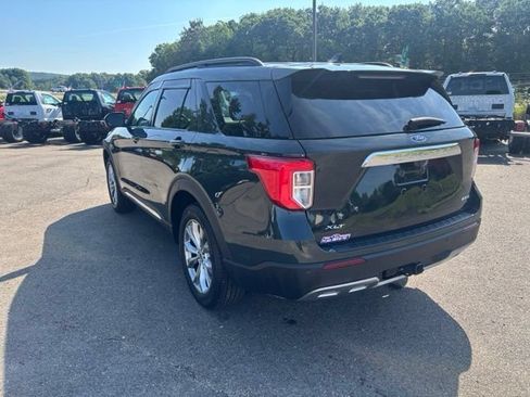 Used 2024 Ford Explorer XLT w/ Equipment Group 202A AWD/4WD image 3