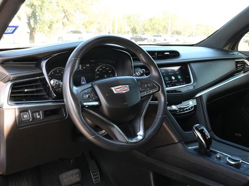 Certified 2023 Cadillac XT6 Luxury image 17