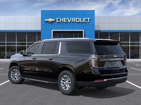 New 2026 Chevrolet Suburban LT w/ Comfort Package AWD/4WD image 3