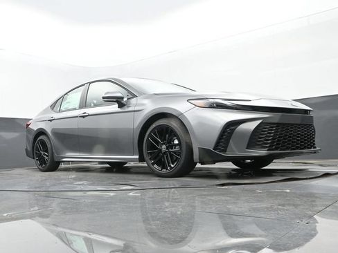 New 2026 Toyota Camry SE w/ Convenience Package FWD image 23