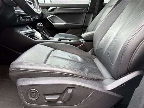 Used 2019 Audi Q3 2.0T Premium AWD/4WD image 13