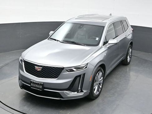 Certified 2025 Cadillac XT6 Premium Luxury image 27